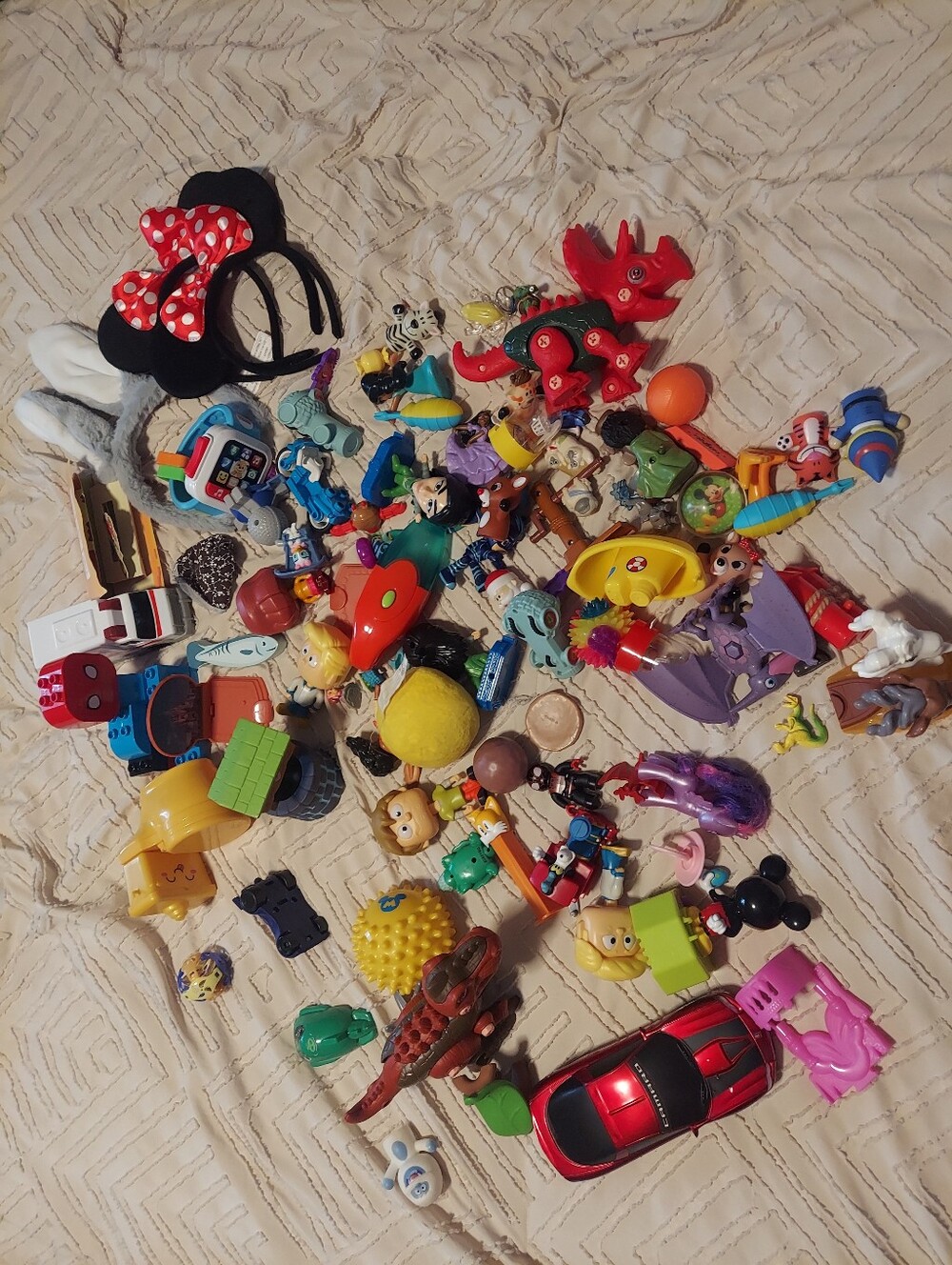 Huge Toy Lot Mixed Fast Food Prizes Figures Disney Marvel McDonald's Kids Toys